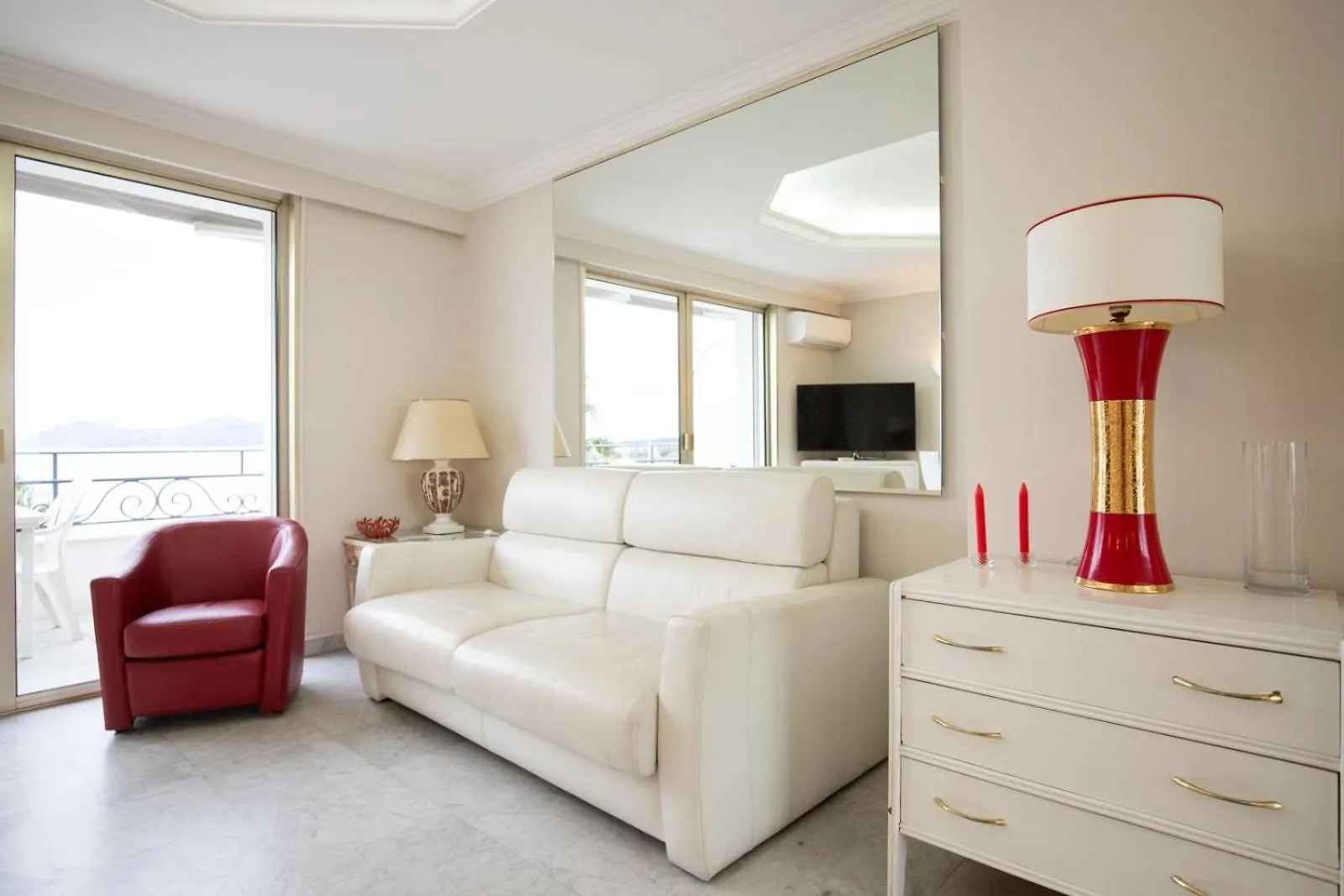 One Bedroom Apartment With Beautiful Sea View Cannes 0*,  Frankrike